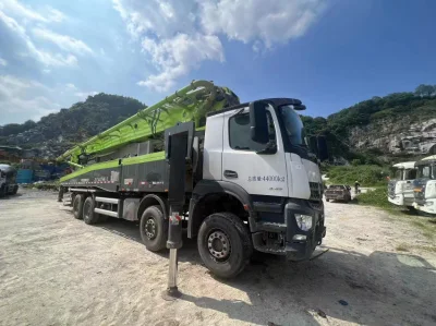 Venda imperdível de bom preço para máquinas de equipamentos de construção usados ​​2020 caminhões de bomba de betoneira 59m Zoom Lion fabricado na China